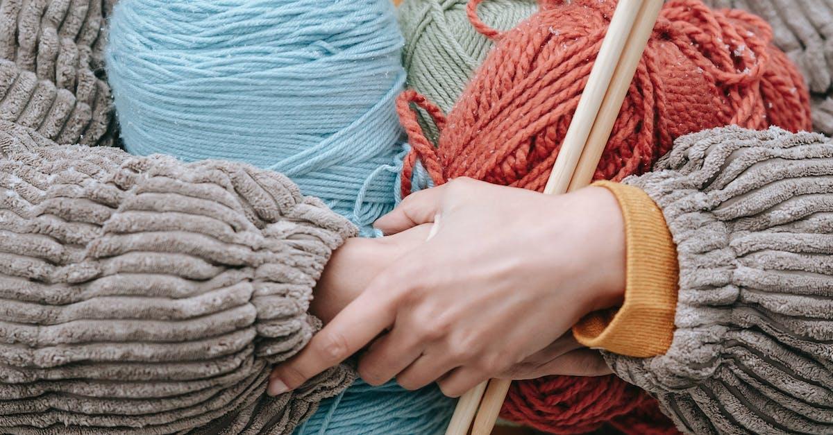 Kreativt håndarbejde: Hækle- og strikkeprojekter til sommerferien